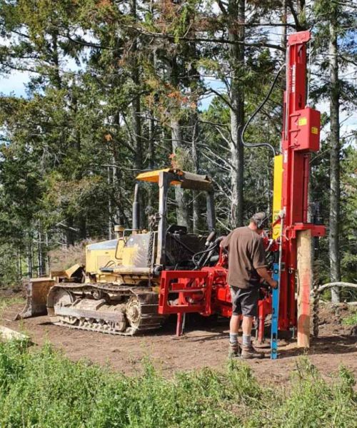 Series 5 rammer, 180 degree rotation, 2.4m side movement, on Nylon slides, on Komatsu Bulldozer